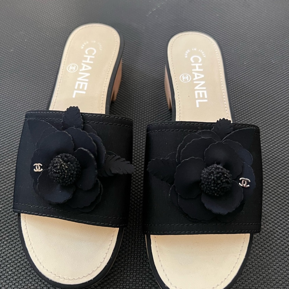 Chanel sandal clog mules - Picture 12 of 12